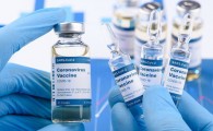 آغاز تزریق دوز سوم واکسن کرونا افراد بالای ۴۰ سال در ایرانشهر / پوشش نوبت اول واکسن کووید_۱۹ به ۷۷ درصد رسید