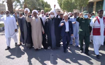 راهپیمایی نمازگزاران ایرانشهری و محکوم کردن اقدامات اخیر اغتشاشگران در کشور