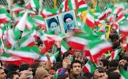 راهپیمایی ۲۲ بهمن در ایرانشهر آغاز شد/ همه آمده‌اند