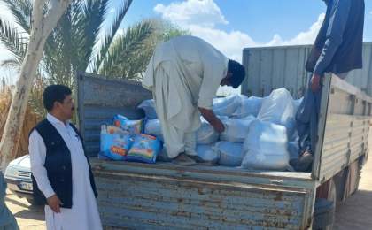 هزار کیسه برنج بین نیازمندان شهرستان تفتان توزیع شد