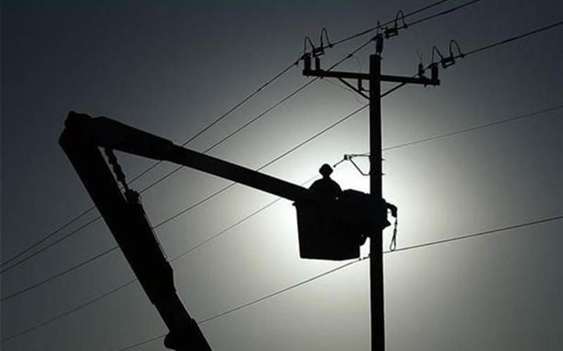 عدم تأیید دستگاه‌های متولی علت فاقد برق بودن روستای حسن‌آباد کورین است
