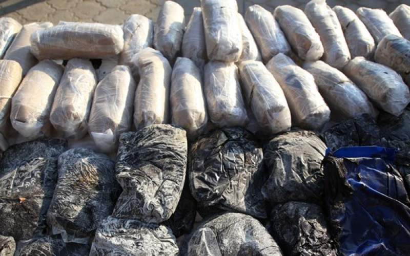 یک تن و ۷۳۳ کیلوگرم مواد افیونی در سیستان و بلوچستان کشف شد