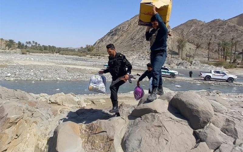توزیع ۴۲ میلیارد اقلام اضطراری بین سیل‌زدگان جنوب سیستان و بلوچستان